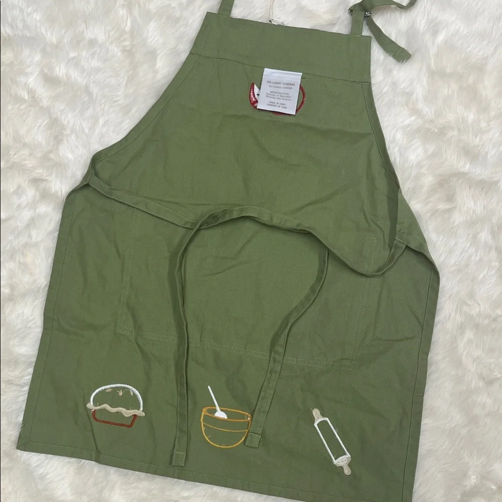 🆕 Williams-Sonoma WSKids Apple Pie Apron Green with Kitchen Motifs 🍎